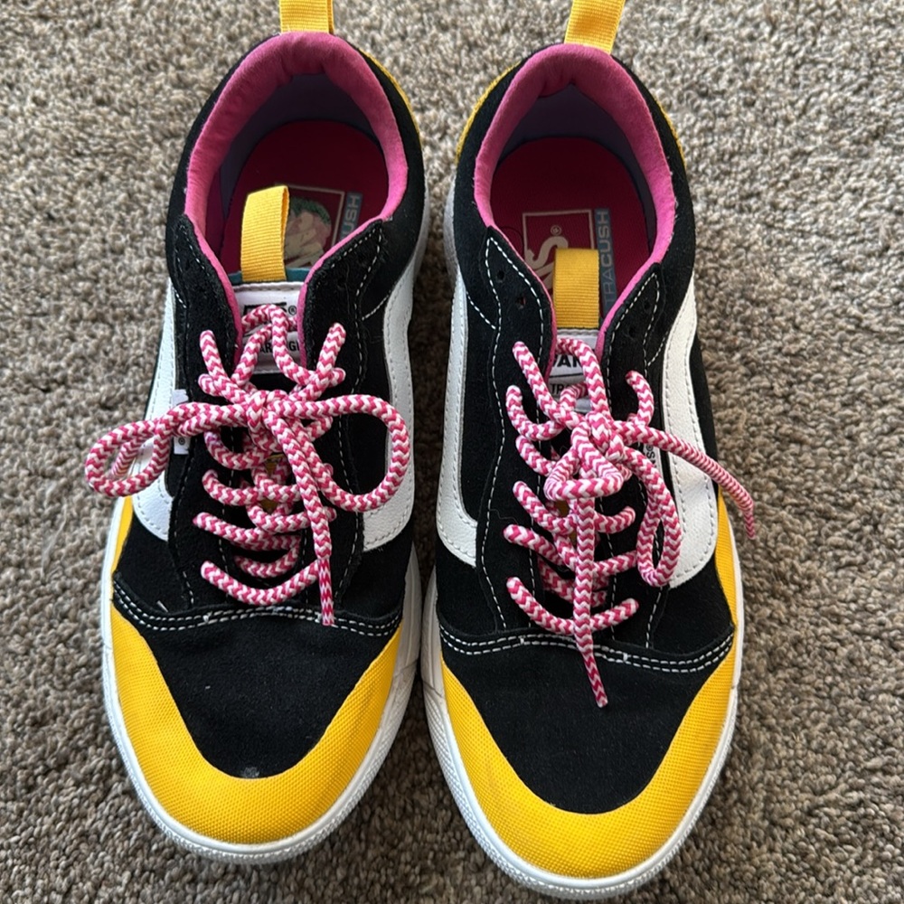 New! Vans UltraRange